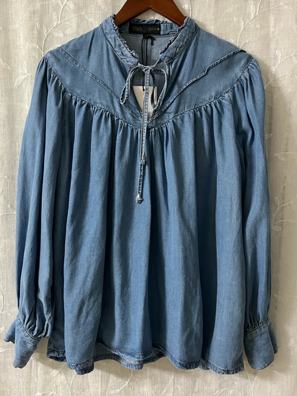 Zara Light Blue Denim Tie-Neck Peasant Blouse Size Medium